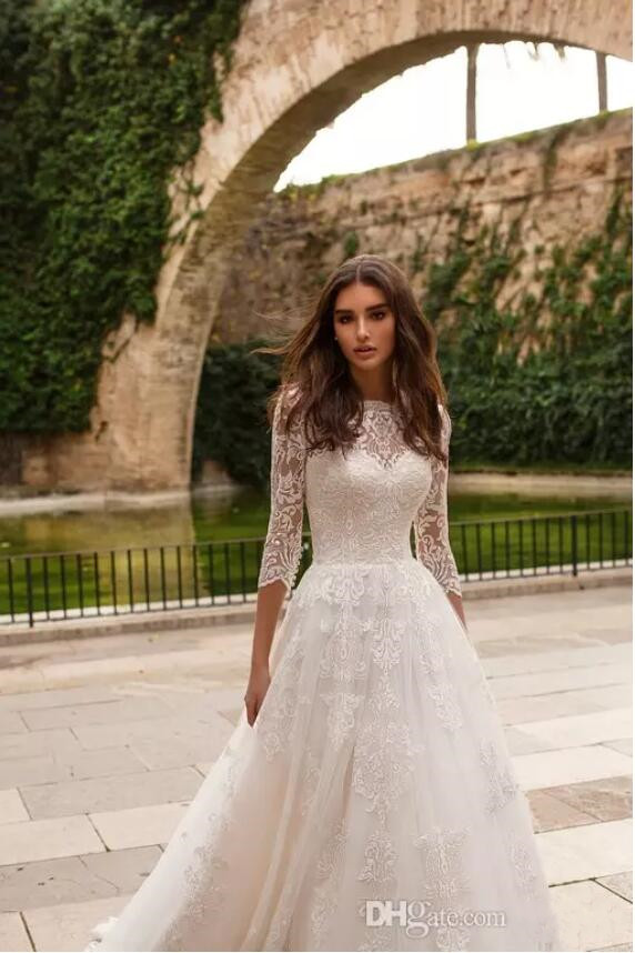Naviblue Dolly Beach Bateau Neck Appliques Lace Up Back Long Sleeve Bridal Gowns Sweep Train Country A-e Wedding Dresses
