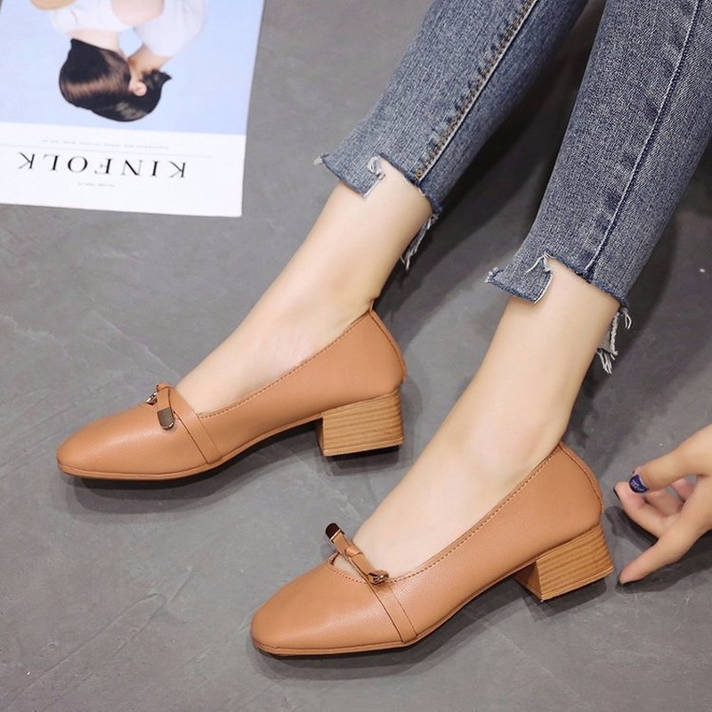 2020 Spring Autumn New Fashion Casual Shoes Bow Knot Square Mid Heel Women Shoes Woman Slip on Round Toe Ladies Shoes Plus Size, Beige
2020 Spring Autumn New Fashion Casual Shoes Bow Knot Square Mid Heel Women Shoes Woman Slip on Round Toe Ladies Shoes Plus Size, Beige