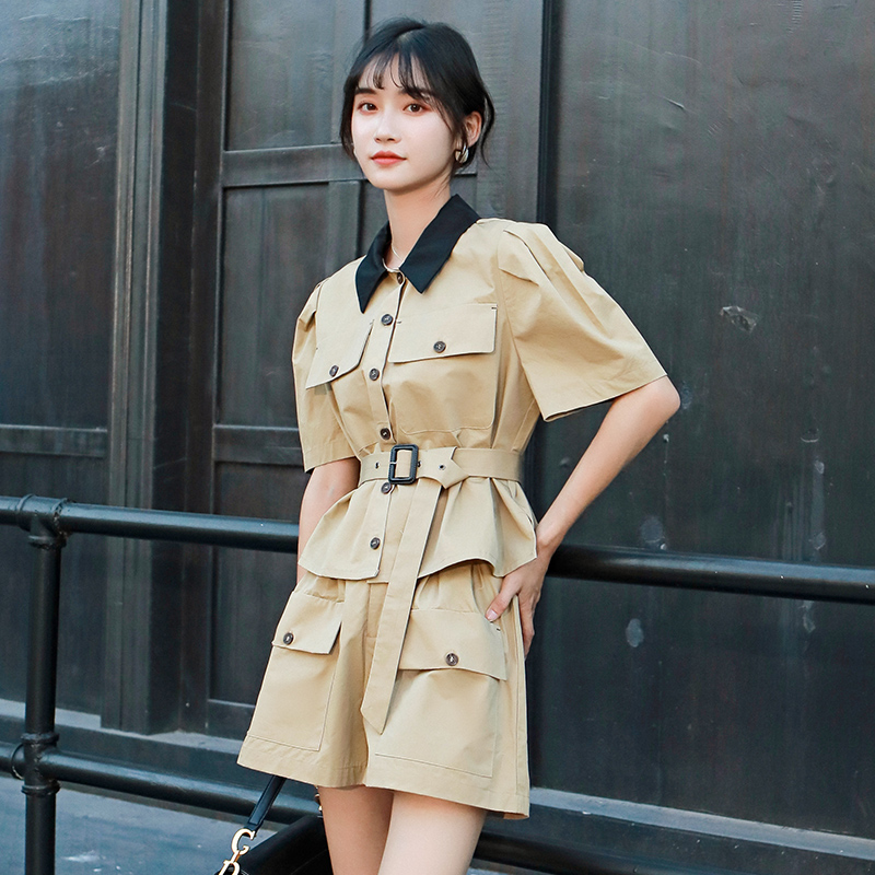 Summer New Work Short Pant Suits 2 Piece Sets Women Single Breasted Sashes Top & Wide Leg Shorts Set Korean Style Women' Set, Picture color
Summer New Work Short Pant Suits 2 Piece Sets Women Single Breasted Sashes Top & Wide Leg Shorts Set Korean Style Women' Set, Picture color