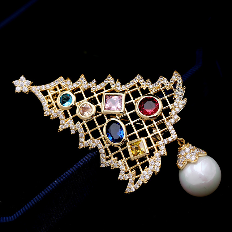 Luxury Designer Pearl Brooch Christmas Tree Pin for Women with Cubic Zirconia Fashion Jewelry Female New Year Gift
