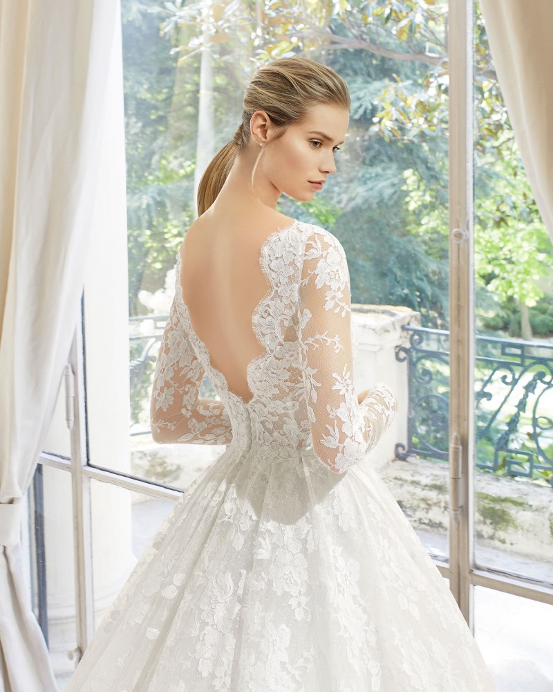 long sleeve beach wedding dresses lace appliqued sweep train wedding dress a line garden country bridal gowns