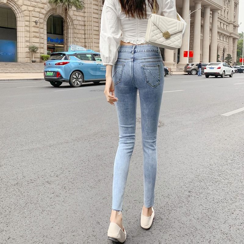 Women 2020 Summer New Plus Size Button Jeans High Waist Pencil Pants Female Office Lady Skinny Stretchy Denim Trousers A106, As pic
Women 2020 Summer New Plus Size Button Jeans High Waist Pencil Pants Female Office Lady Skinny Stretchy Denim Trousers A106, As pic