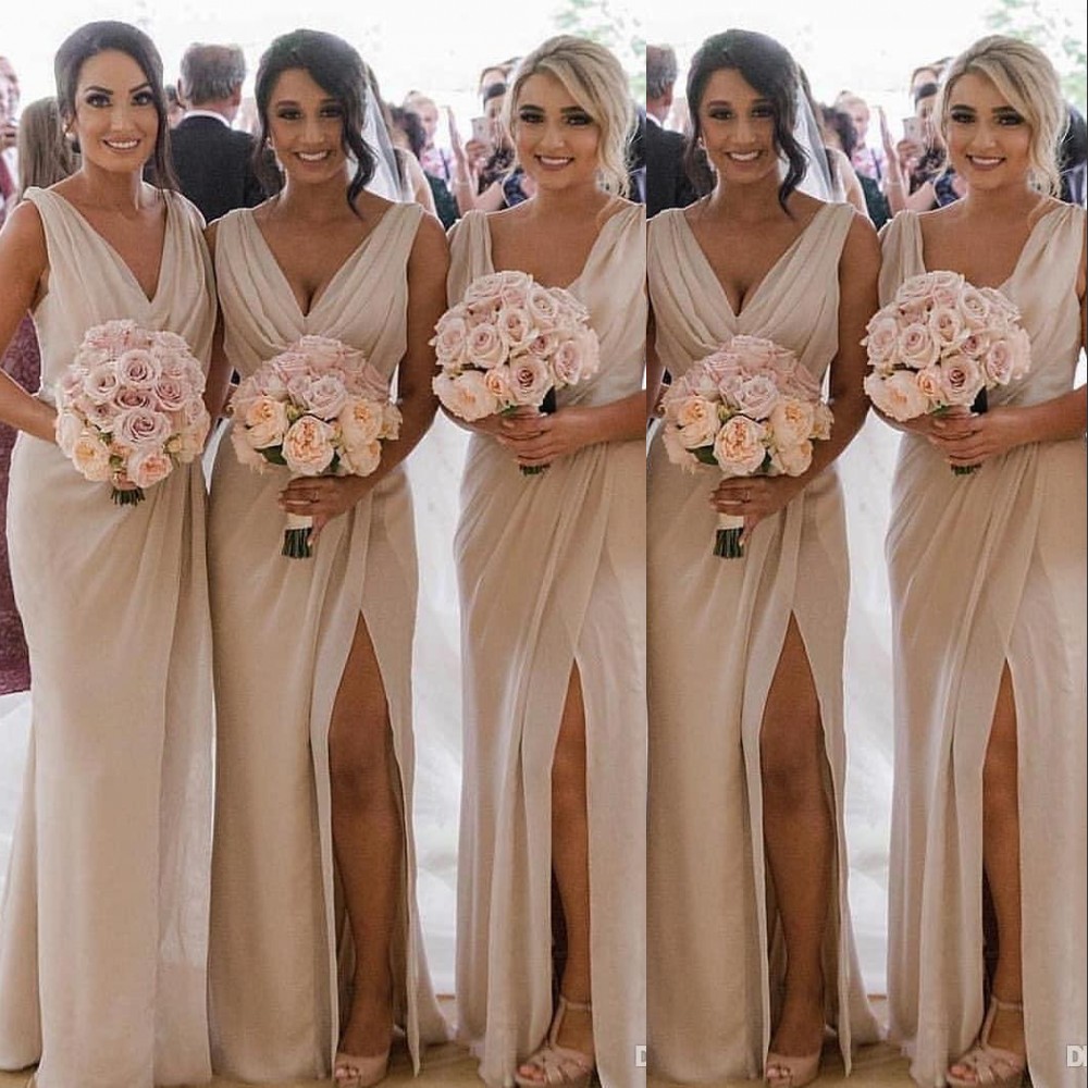 Sexy Deep V Neck Country African Sexy Bridesmaid Dresses Chiffon Beach Split Long Wedding Guest Dress Plus Size Formal Maid Of Honor Gowns
Sexy Deep V Neck Country African Sexy Bridesmaid Dresses Chiffon Beach Split Long Wedding Guest Dress Plus Size Formal Maid Of Honor Gowns