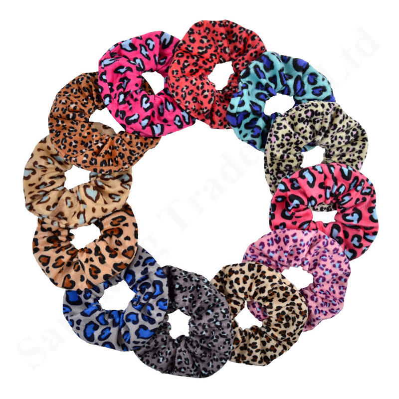 Women Elegant Velvet Scrunchies Elastic Hair Bands Ponytail Holder Tie Hair Scrunchy Hairband Velour Hair Loop Pleuche Headress 2019 A102902, Slivery;white
Women Elegant Velvet Scrunchies Elastic Hair Bands Ponytail Holder Tie Hair Scrunchy Hairband Velour Hair Loop Pleuche Headress 2019 A102902, Slivery;white