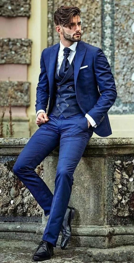 New Design One Button Navy Blue Wedding Men Suits Peak Lapel Three Pieces Business Groom Tuxedos (Jacket+Pants+Vest+Tie) W1166