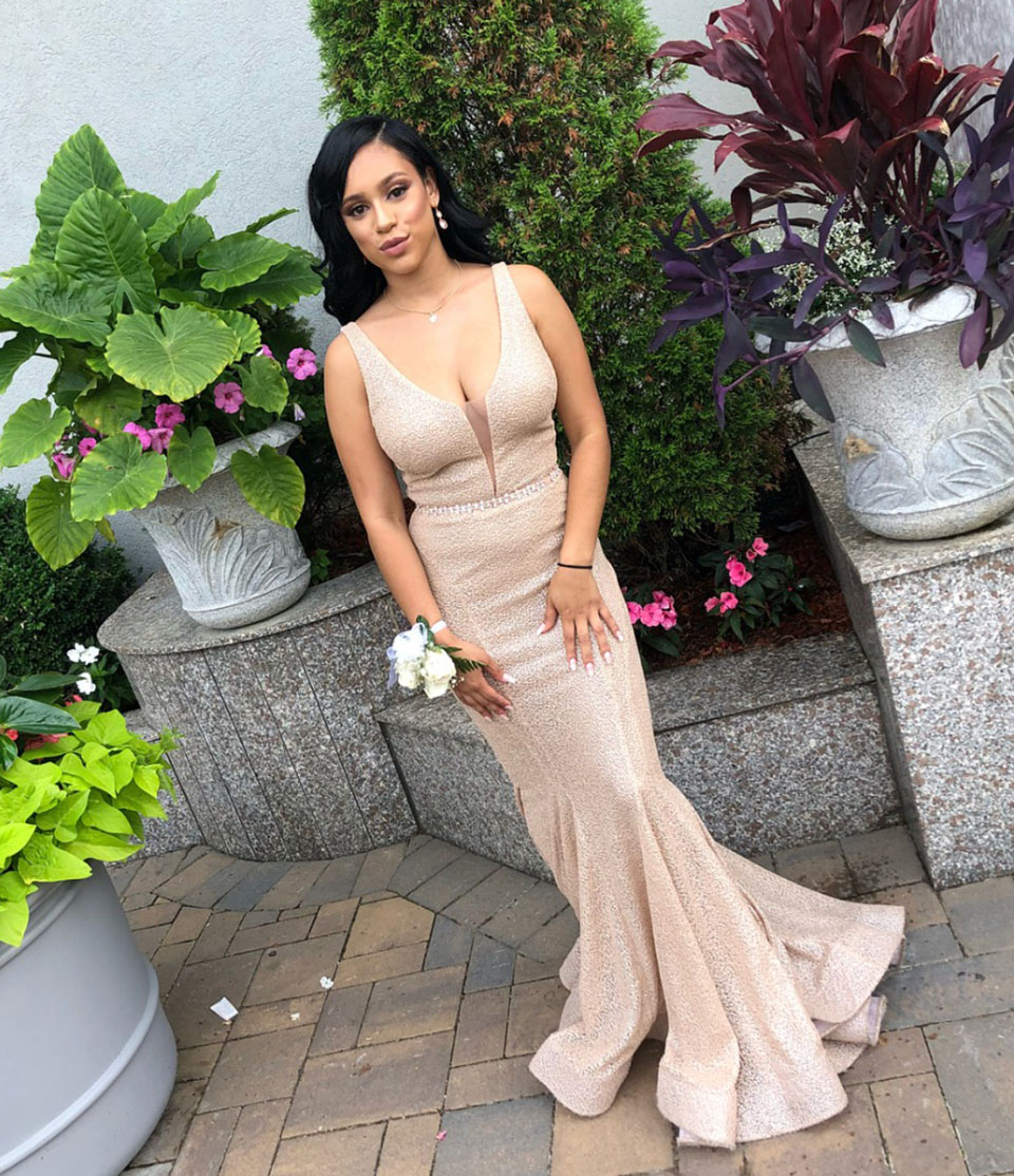 Sexy V-Neck Beading Belt Champagne Long Prom Dresses Elegant Sleeveless Mermaid Prom Gowns Backless Vestidos De Gala