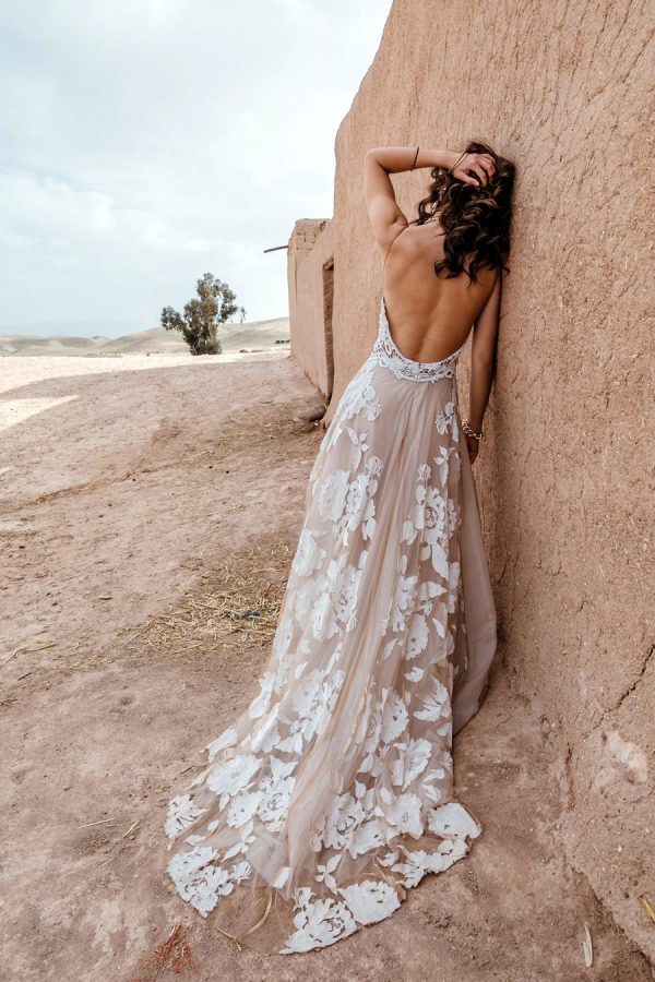 Summer Beach Dresses Halter Sexy Backless Sweep Train A e Appliqued Boho Lace Bridal Gowns wing Bohemian Wedding Dress
