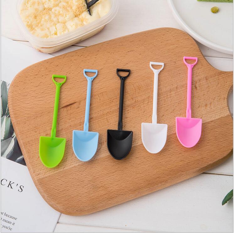 Plastic dessert spoons environmentally friendly disposable plastic cake ice-cream snack spoon Flatware shovel decor spoons 5styles LT1084
Plastic dessert spoons environmentally friendly disposable plastic cake ice-cream snack spoon Flatware shovel decor spoons 5styles LT1084