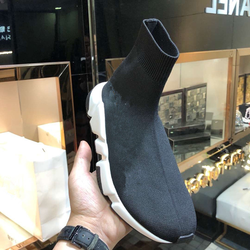 Alexander Sock shoes Luxurys Designers speed 2.0 men women platform sneaker Black Neon Flat fashion vintage sports outdoor, Choose the color
Alexander Sock shoes Luxurys Designers speed 2.0 men women platform sneaker Black Neon Flat fashion vintage sports outdoor, Choose the color