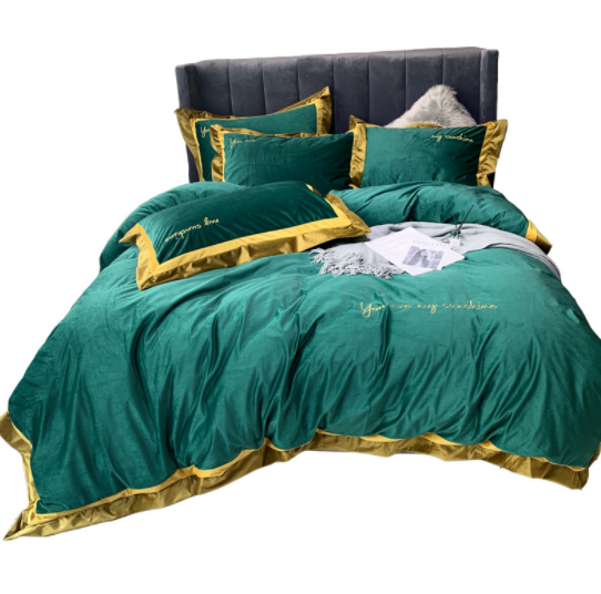 Nordic style simple velvet four-piece solid color embroidery double-sided velvet crystal mink winter warm bedding
Nordic style simple velvet four-piece solid color embroidery double-sided velvet crystal mink winter warm bedding