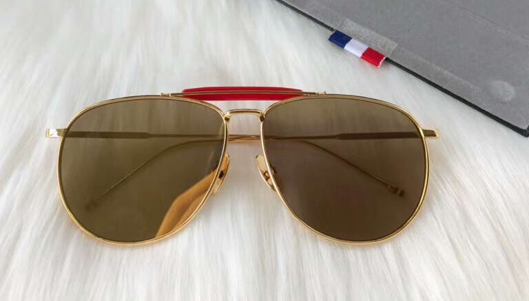 Vintage Gold Pilot Sunglasses tb015 Gold Mirrored Men Fashion SHADES Sunglass Eyewear New with Box 
Vintage Gold Pilot Sunglasses tb015 Gold Mirrored Men Fashion SHADES Sunglass Eyewear New with Box