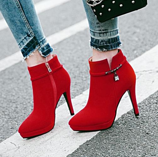 size 32 33 to 43 sexy red suede ankle booties winter women designer boots platform high heels wedding shoes 
size 32 33 to 43 sexy red suede ankle booties winter women designer boots platform high heels wedding shoes