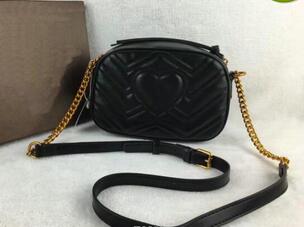 Brand New Hot designer Women's chain Handbags Shoulder Message Bag Stripes Handbags gold Hardware chain 5 Colors free shipping
Brand New Hot designer Women's chain Handbags Shoulder Message Bag Stripes Handbags gold Hardware chain 5 Colors free shipping