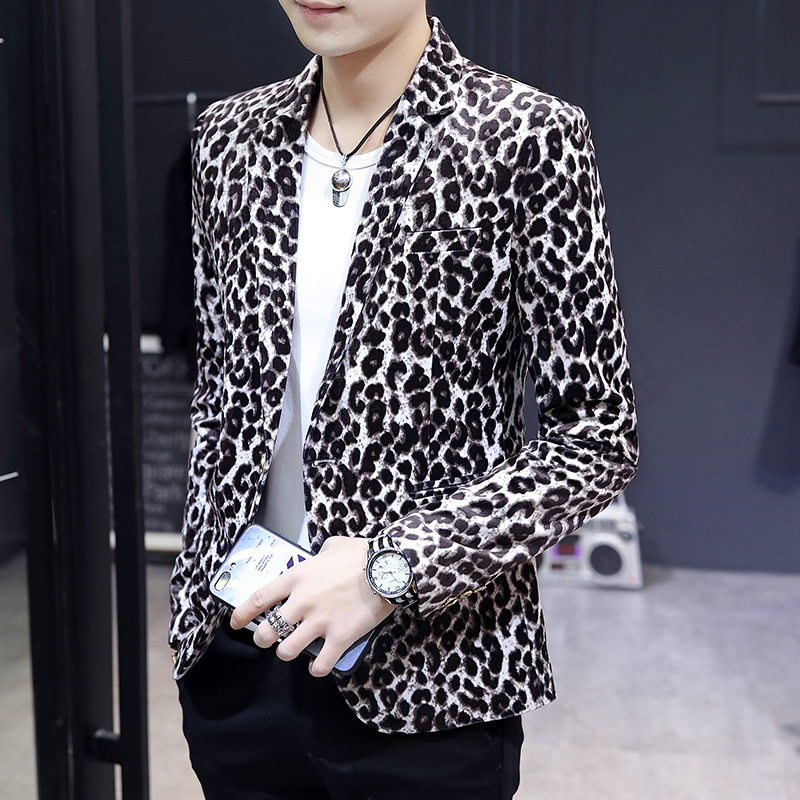 Mens Casual Jacket Suits Blazer Stage Performance Men Slim Coat Fit Dress Leopard Print Velvet Thin Suit Blazer Men, As picture
Mens Casual Jacket Suits Blazer Stage Performance Men Slim Coat Fit Dress Leopard Print Velvet Thin Suit Blazer Men, As picture