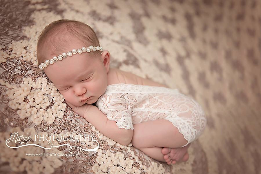 Baby Pearl Lace Romper Girl Cute petti Rompers Soft Jumpsuit Infant Toddler Artistic Photo costume swaddle Clothing Bodysuits 0-3M, Black
Baby Pearl Lace Romper Girl Cute petti Rompers Soft Jumpsuit Infant Toddler Artistic Photo costume swaddle Clothing Bodysuits 0-3M, Black