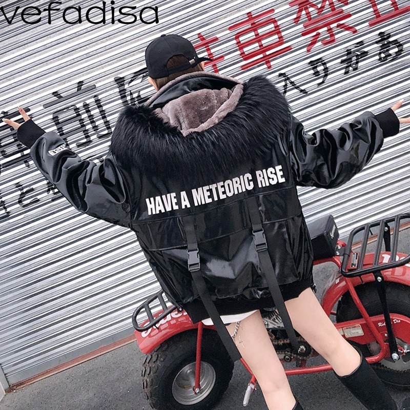 Vefadisa Solid Black Hooded Parkas Women Inner Flannel Letter Print Parkas Large Fake Fur Collar Coat with Strap on Back ZLD627
Vefadisa Solid Black Hooded Parkas Women Inner Flannel Letter Print Parkas Large Fake Fur Collar Coat with Strap on Back ZLD627