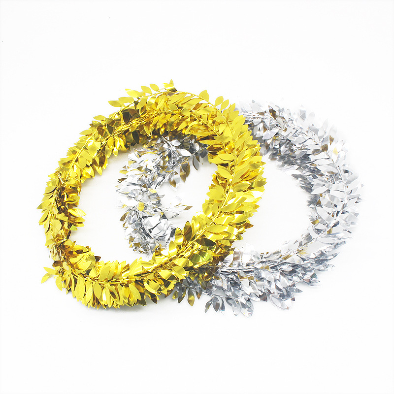 New Christmas decoration light string rattan 7.5m gold silver reflective sheet woven wire wreath background decoration
New Christmas decoration light string rattan 7.5m gold silver reflective sheet woven wire wreath background decoration