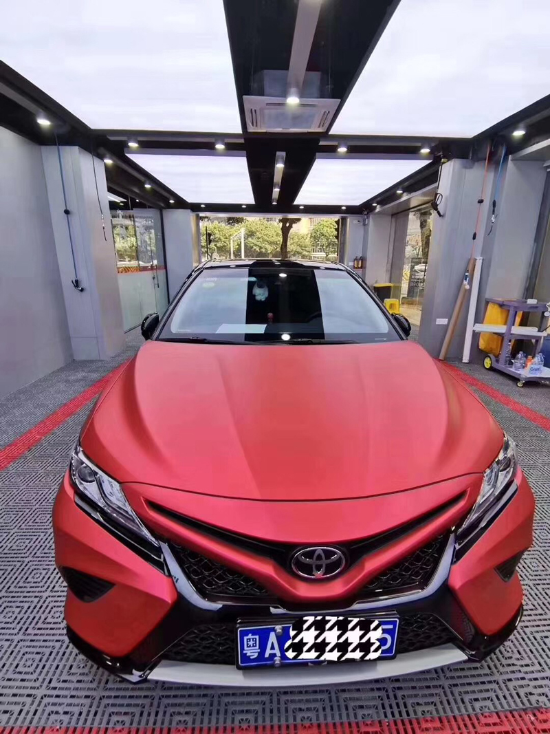 Ceramics Chrome Satin Red Vinyl Car Wrapping With Air Bubble Free Chrome Matt Film Vehicle Covering Sticker Foil Size1.52x20m/Roll