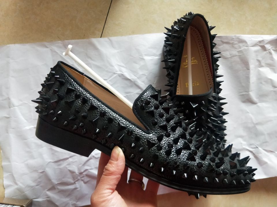 2020 hot Designer Sneakers Red Bottom shoe Low Cut Suede spike Shoes For Men Women Shoes Party Wedding crystal Leather Sneakers size 36-46, 10
2020 hot Designer Sneakers Red Bottom shoe Low Cut Suede spike Shoes For Men Women Shoes Party Wedding crystal Leather Sneakers size 36-46, 10