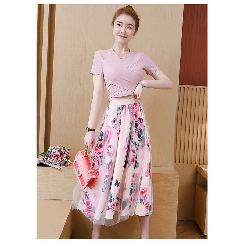 Bow Two-piece Set Sexy Outfit Female Summer 2019 New Korean Slim Crop Top High Waist Long Mesh Printing Skirt Set For Girl f1080, Pink clothes
Bow Two-piece Set Sexy Outfit Female Summer 2019 New Korean Slim Crop Top High Waist Long Mesh Printing Skirt Set For Girl f1080, Pink clothes