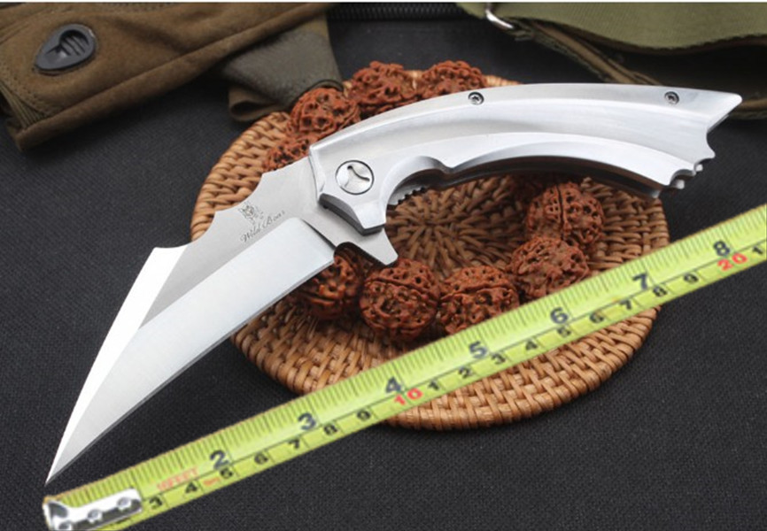 Large size Heavy Wild boar Fold blade Pocket knives 9cr18mov steel Blade Tactical Folding knife Butterfly handle A07 C07 B01 Camping Hunting
Large size Heavy Wild boar Fold blade Pocket knives 9cr18mov steel Blade Tactical Folding knife Butterfly handle A07 C07 B01 Camping Hunting
