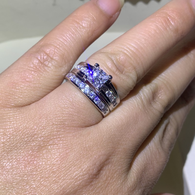 Victoria Top Selling Couple Rings Vintage Jewelry 925 Sterling Silver Princess Cut White Sapphire CZ Diamond Women Wedding Bridal Ring Set