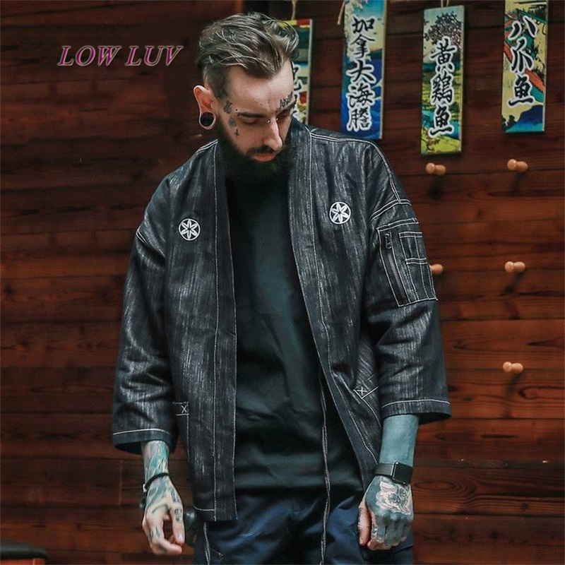 Mens kimono japanese clothes streetwear fashion casual/ kimonos jackets harajuku japan style cardigan outwear
Mens kimono japanese clothes streetwear fashion casual/ kimonos jackets harajuku japan style cardigan outwear