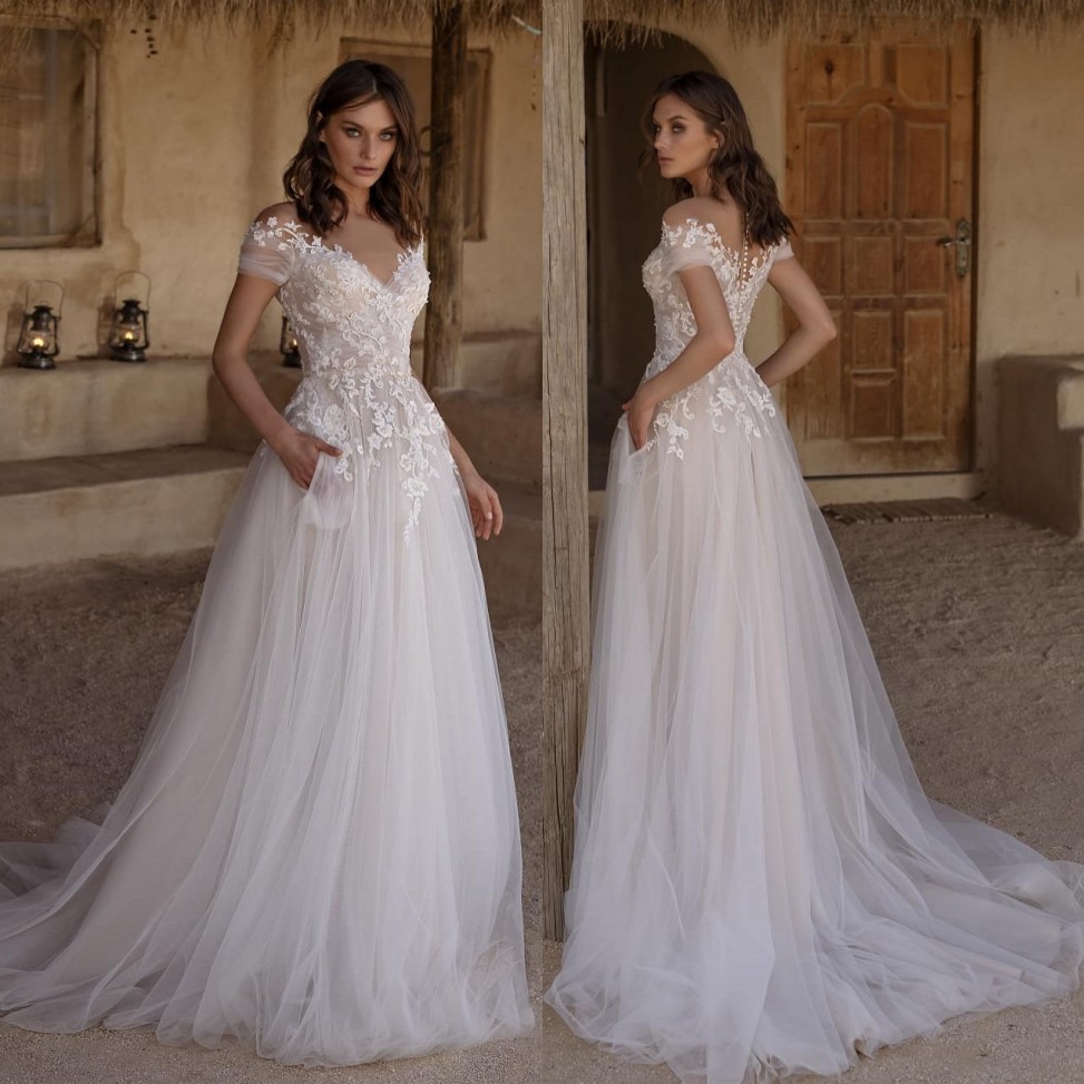 Line Stunning A Lace Wedding Dresses Sheer Bateau Neck Appliqued Bridal Gowns Beaded Sweep Train Tulle Robe De Marie ppliqued