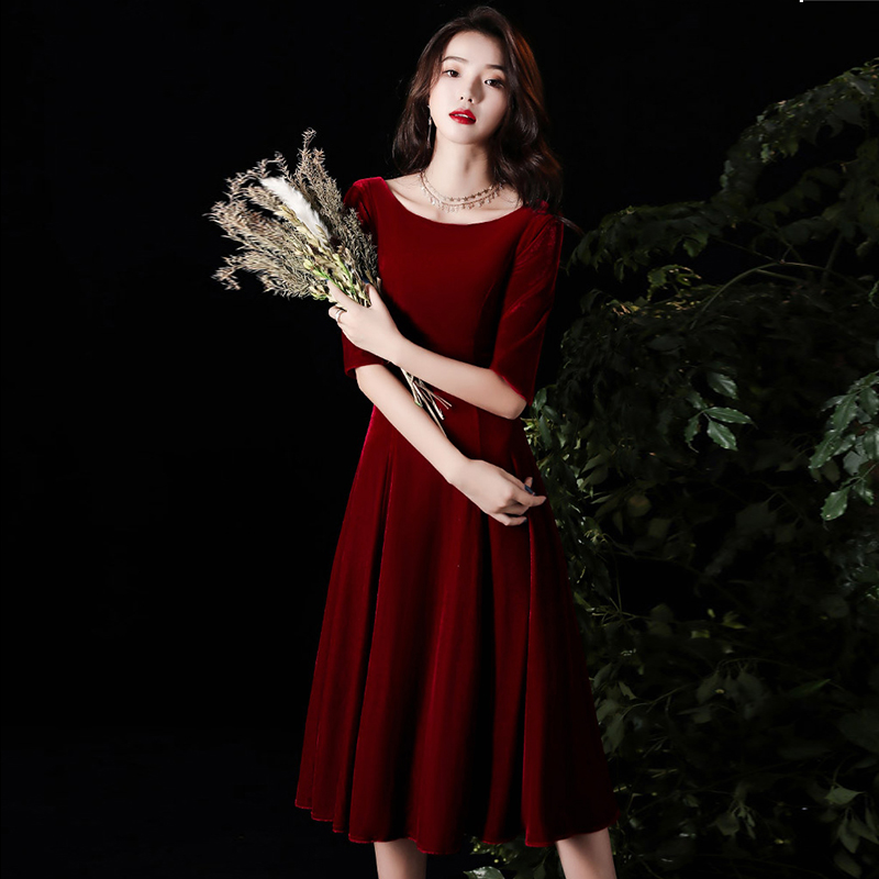Wine red lace cocktail dress velvet half-sleeve knee-length vestoidos mujer 2020 cocktail elegant
Wine red lace cocktail dress velvet half-sleeve knee-length vestoidos mujer 2020 cocktail elegant