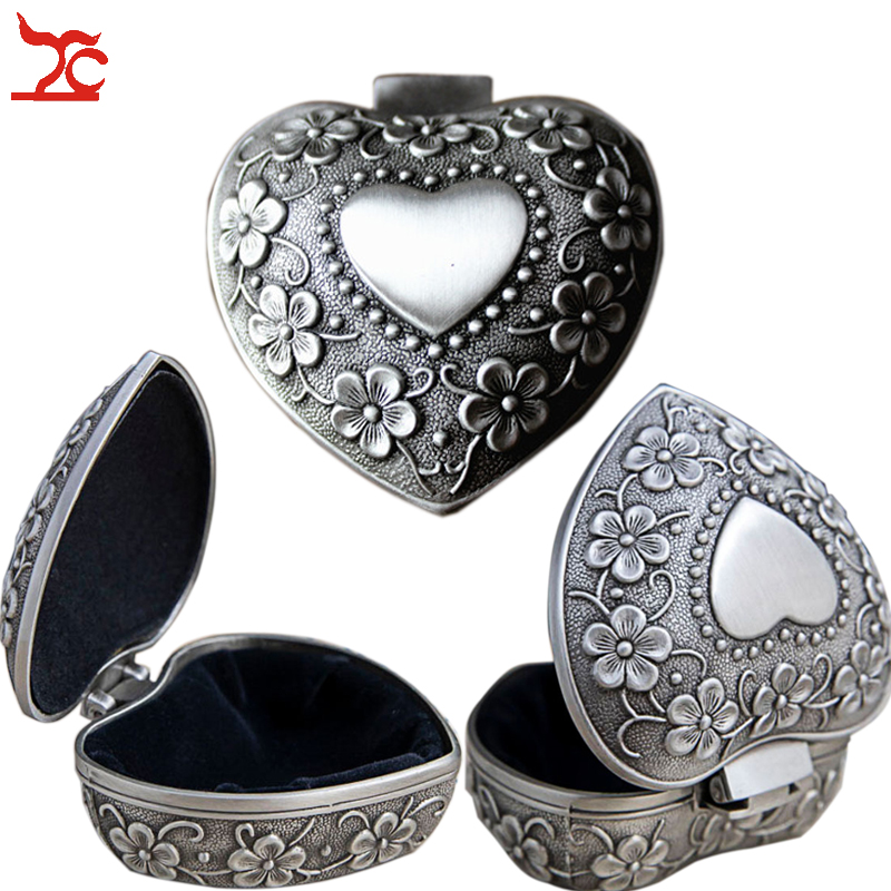 Fashion Metal Antique Jewelry Box Ring Jewelry Storage Organizer Chest Christmas Gift Small Gift 6*6*3cm, Black;white
Fashion Metal Antique Jewelry Box Ring Jewelry Storage Organizer Chest Christmas Gift Small Gift 6*6*3cm, Black;white