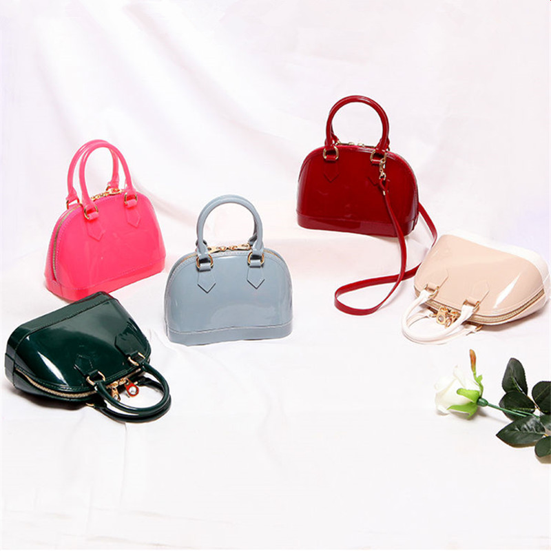 Just Tao! Children's shell shoulder bags girls small Handbags for party Girls mini PVC totes Woman's Jelly beach bags Coin purse JT071-1, White
Just Tao! Children's shell shoulder bags girls small Handbags for party Girls mini PVC totes Woman's Jelly beach bags Coin purse JT071-1, White