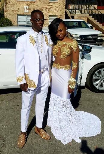 White Mens Suits With Gold Appliques Slim Fit Tuxedo wedding piece coat pant designs Mens Formal Clothing Two Pieces(Jacket+Pants)
