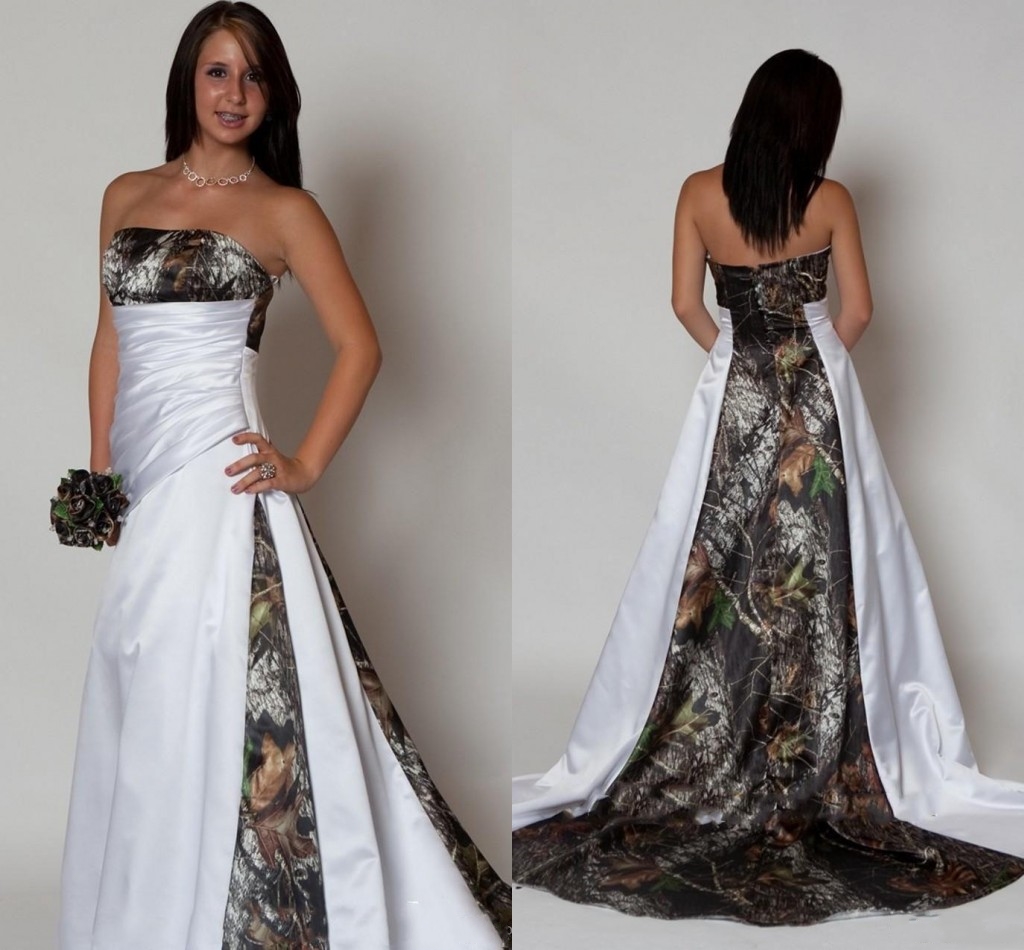 Strapless Camo Wedding Dress with Pleated Empire Waist A line Sweep Train Satin Country Beach Bridal Gowns Plus Size Cheap Custom Made