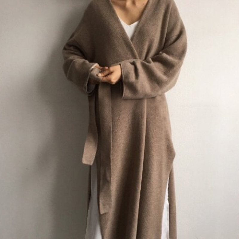 WAVSIYIER vintage sweater coat jacket maxi women autumn winter 2020 thick warm knitted v neck cardgan sweater outwear belt woman, Black
WAVSIYIER vintage sweater coat jacket maxi women autumn winter 2020 thick warm knitted v neck cardgan sweater outwear belt woman, Black
