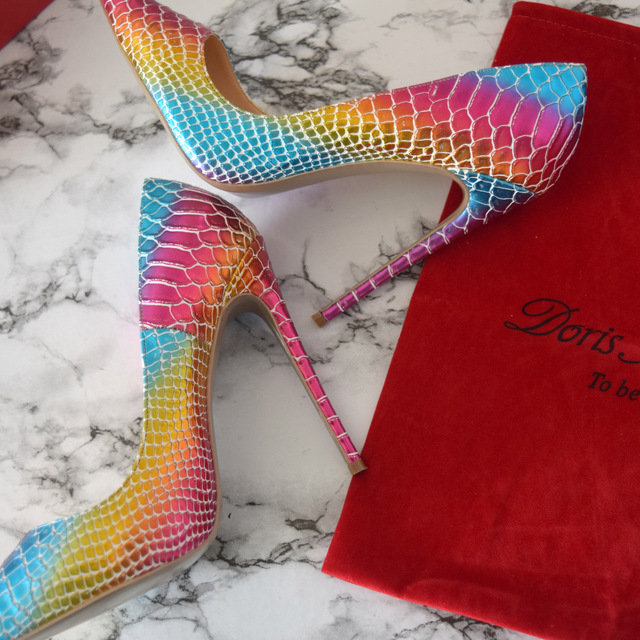 Casual Designer Sexy lady fashion Colorful Snake Luxury Designer woman heels 2018 Slip on pointed toe heels Size 44 womens high heels shoes, Snake 10cm
Casual Designer Sexy lady fashion Colorful Snake Luxury Designer woman heels 2018 Slip on pointed toe heels Size 44 womens high heels shoes, Snake 10cm