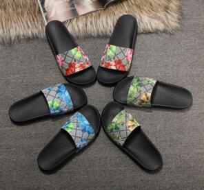 Men Women Sandals Designer Shoes Luxury Slide Summer Fashion Wide Flat Slippery Sandals Slipper Flip Flop size 35-46 flower box, Blue
Men Women Sandals Designer Shoes Luxury Slide Summer Fashion Wide Flat Slippery Sandals Slipper Flip Flop size 35-46 flower box, Blue