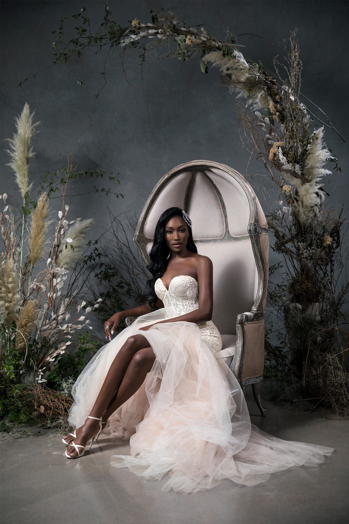 Naama&Anat Black Girl Mermaid Wedding Dresses Sexy Sweetheart Neck Lace Appliques Bridal Gowns Sweep Train Backless Wedding Dress