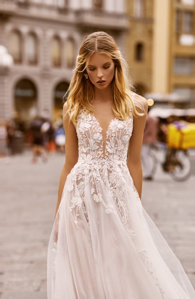 chic wedding dresses with cape lace appliqued beach boho v neck tulle illusion bridal gowns vestido de novia