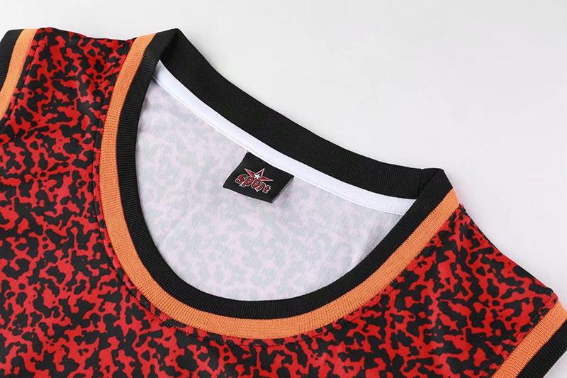 twetyh double-sided basketball team Uniforms kits Sports clothes tracksuits Personality Customized Basketball Sets tops With Shorts A37-5, Grey
twetyh double-sided basketball team Uniforms kits Sports clothes tracksuits Personality Customized Basketball Sets tops With Shorts A37-5, Grey