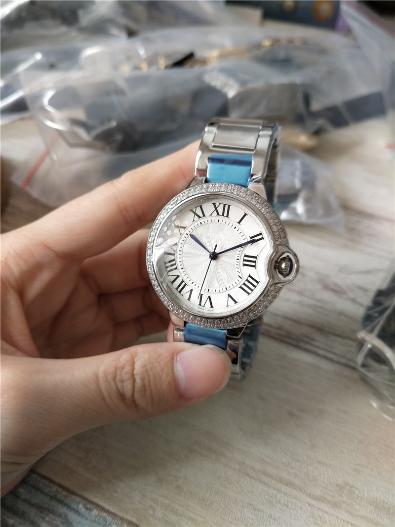 New Fashion Men Ladies watch, quartz Movement Diamonds Bezel wristwatches for women Stainless Steel Band White Face CA12, 40mm
New Fashion Men Ladies watch, quartz Movement Diamonds Bezel wristwatches for women Stainless Steel Band White Face CA12, 40mm