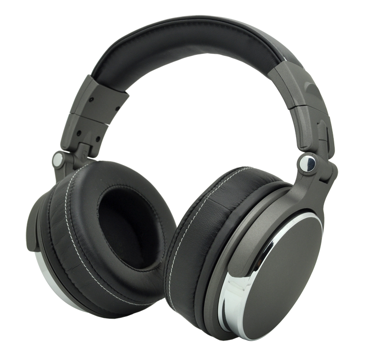 Professional Over-Ear DJ Headsets Studio Monitor Headphones with c Each in an gift box packing, Black
Professional Over-Ear DJ Headsets Studio Monitor Headphones with c Each in an gift box packing, Black