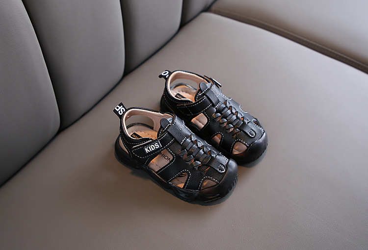 2020 Boys Summer Sandals 2020 New Children Fashionable Soft Bottom Breathable Hollow Shoes Kids 2020 Casual Sandals Children Flat Shoes, Black
2020 Boys Summer Sandals 2020 New Children Fashionable Soft Bottom Breathable Hollow Shoes Kids 2020 Casual Sandals Children Flat Shoes, Black