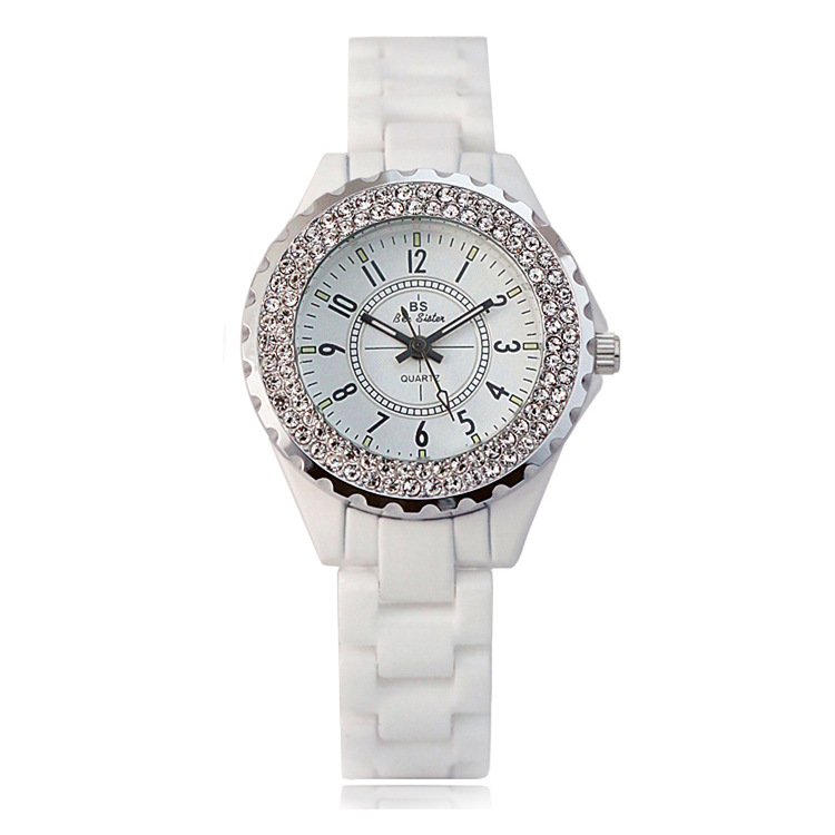 New Korean hot-selling chain watch high-end chain watch full diamond female watch fashion elegant and versatile trend, Black
New Korean hot-selling chain watch high-end chain watch full diamond female watch fashion elegant and versatile trend, Black