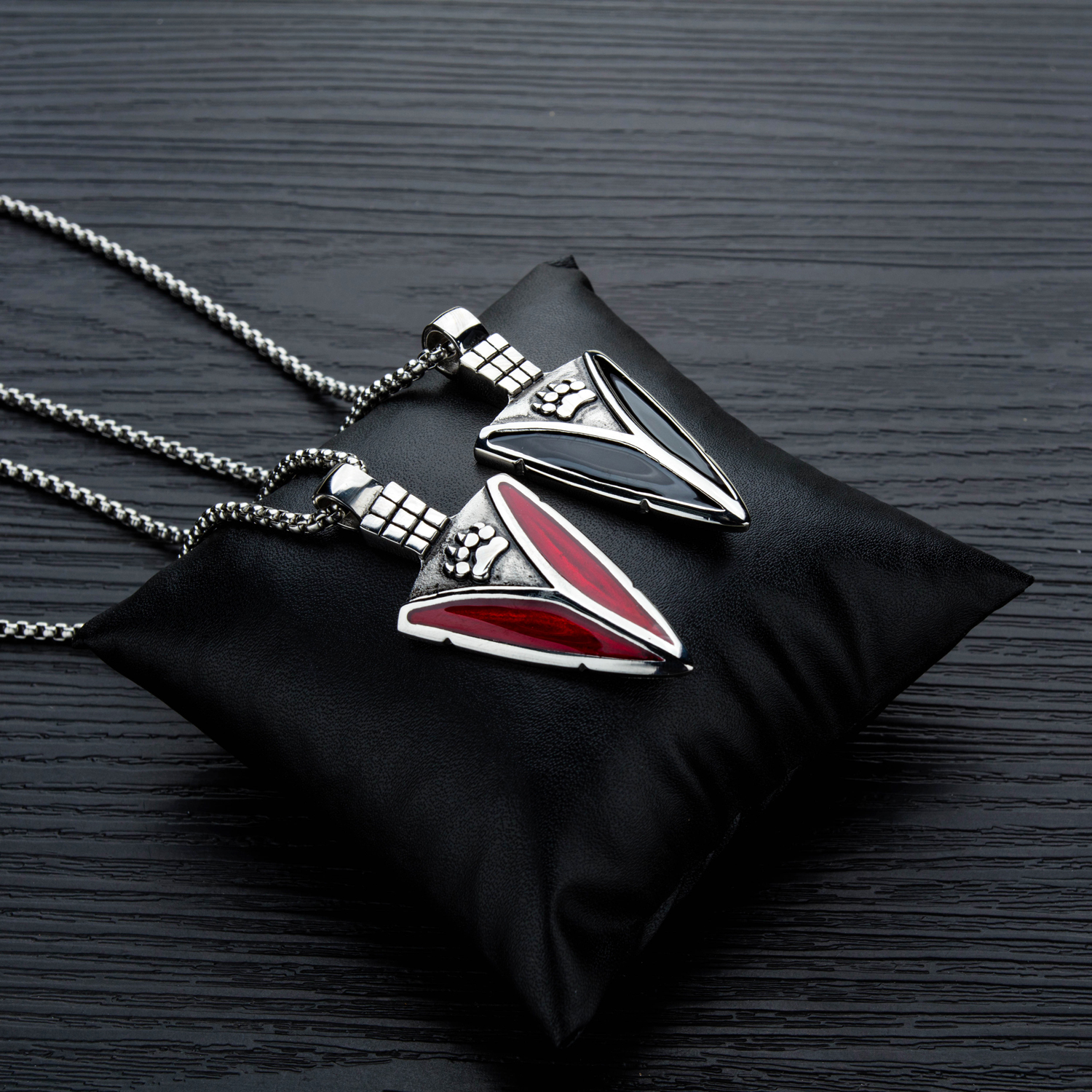 Mens Creative Hip Hop Horn Shape Pendant Necklace 316L Stainless Steel Cool Men Jewelry with Friendship Rope Chain