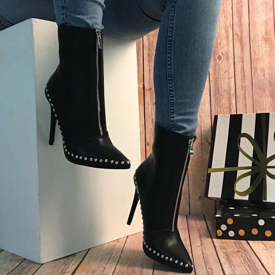 Pointed sexy high heels boots designer fashion 11.5cm thin heel women party martin ankle booties shoes with rivets and zipper, Black
Pointed sexy high heels boots designer fashion 11.5cm thin heel women party martin ankle booties shoes with rivets and zipper, Black