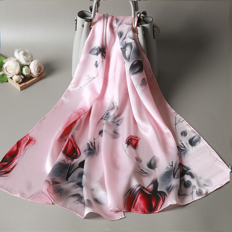 Wholesale- high-end silk silk scarf women's European and American big-name printed silk high-quality beach sun shawl scarf 
Wholesale- high-end silk silk scarf women's European and American big-name printed silk high-quality beach sun shawl scarf