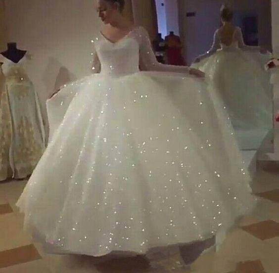 New Arrival Bling Sequined Evening Dresses V Neck Ball Gown Long Sleeves Backless Plus Size Floor Length Simple Prom Party Gowns 72 0510