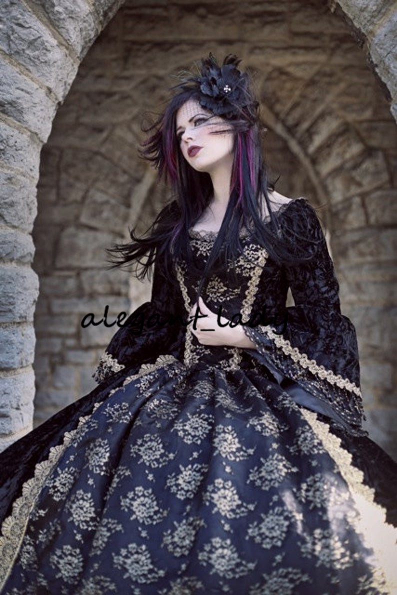 Gothic Renaissance Medieval Fantasy Wedding dress 2021 Vintage Black Gold lace-up Corset Back Sleeping Beauty Bride Gowns