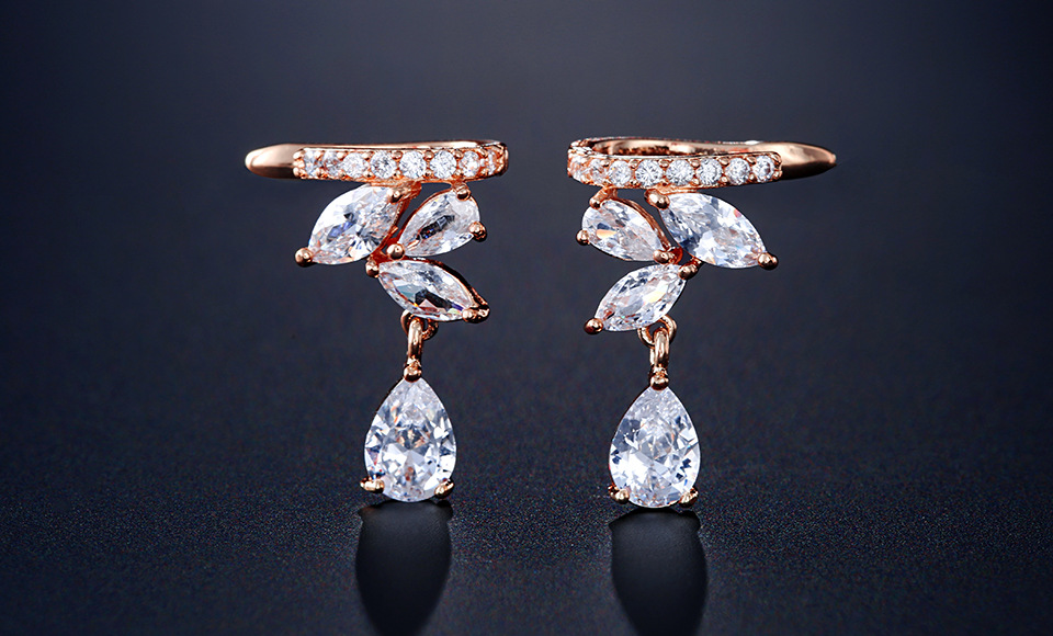 Top Quality 18K White Gold Horst Eye Cubic Zirconia Water Drop Cuff Earring Personalized Ear Cuff Womens Cuff Studs Jewelry Gifts for Girls