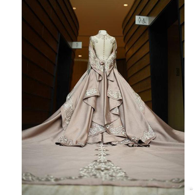 Ball Noble Lace Gown Wedding Dresses High Neck Long Sleeves Bridal Gowns Cathedral Train Satin Covered Buttons Back Robes De Marie s